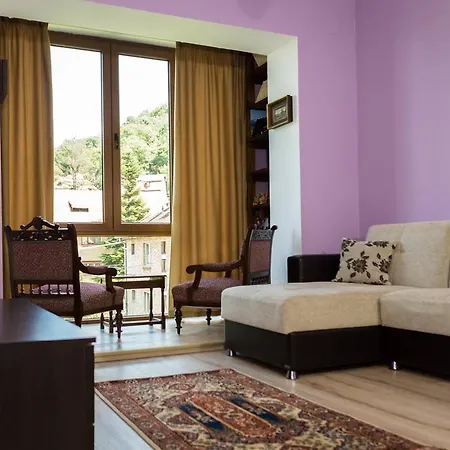 Apartment Chic